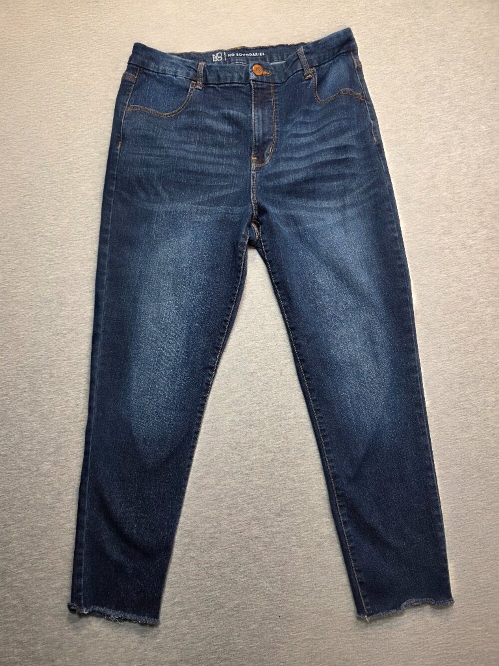 No Boundaries Juniors 17 Dark Wash Raw Hem Skinny Jeans